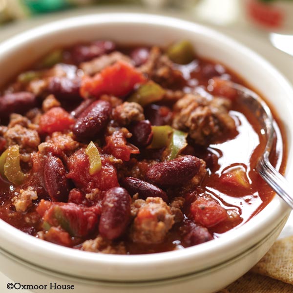 Gooseberry Patch Recipes: Christmas Eve Chili from Christmas Book 15