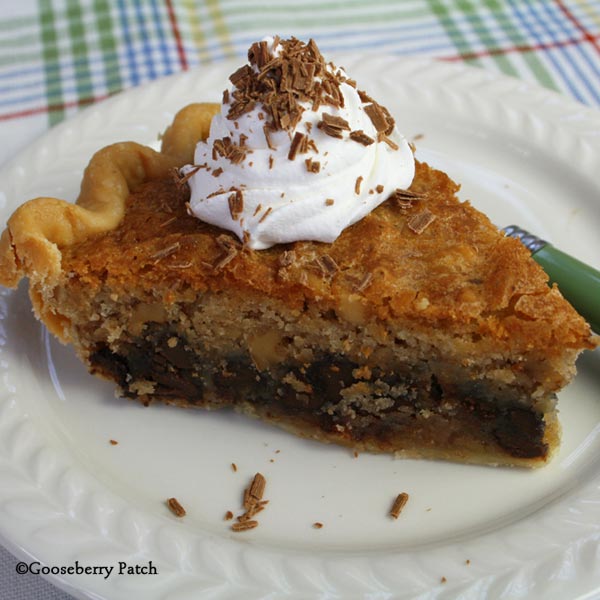 Gooseberry Patch Recipes: Chocolate Chip Cookie Pie from Come on Over